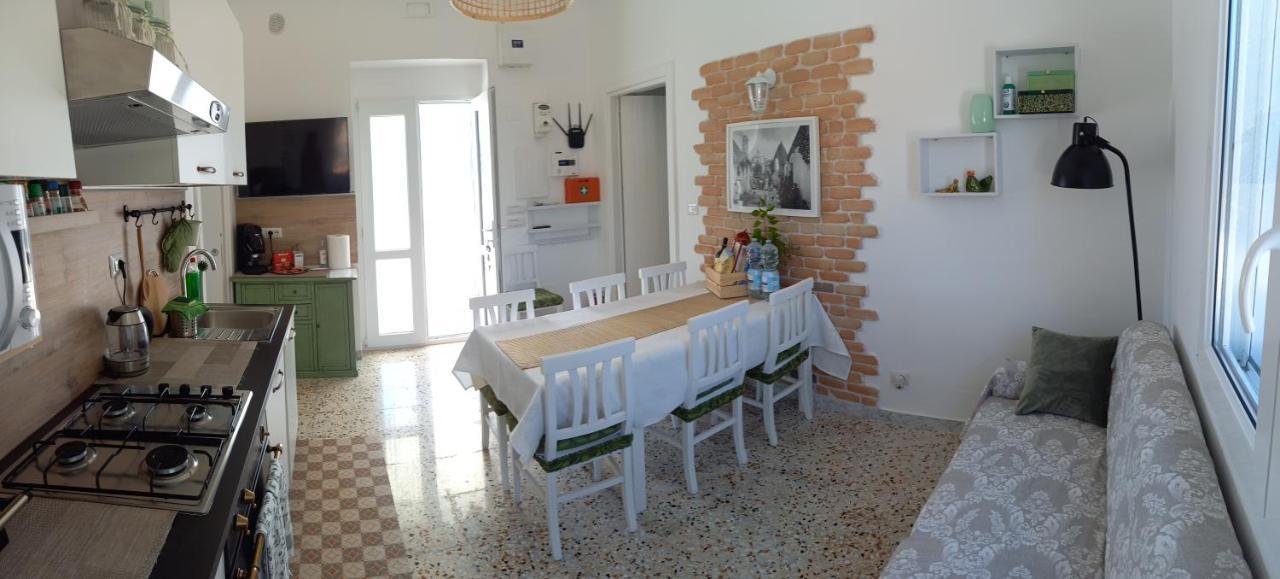 Trullo Il Noce..Holiday Home San Vito dei Normanni Zewnętrze zdjęcie